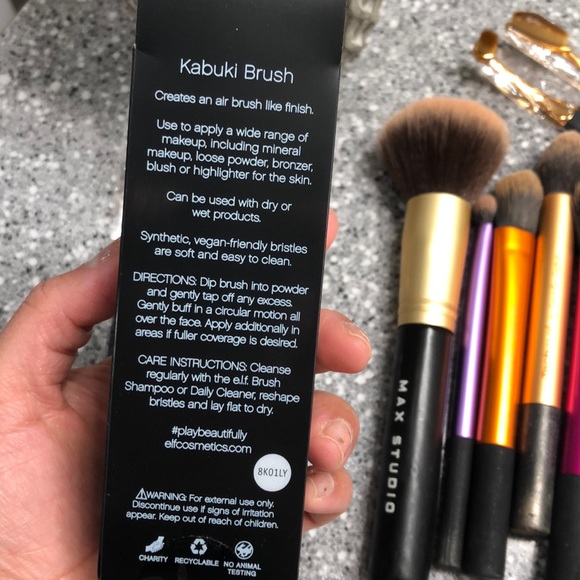 Makeup brushes bundle! - Picture 5 of 7